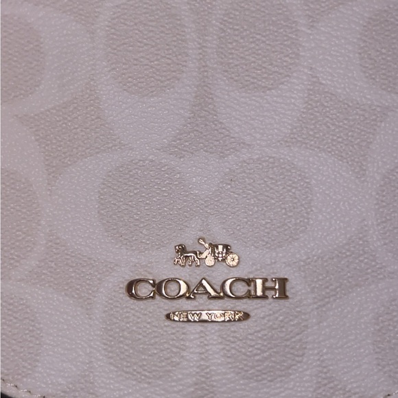 Coach Cream Ellen Crossbody Bag with Gold-Tone Hardware w/COA - Picture 4 of 17